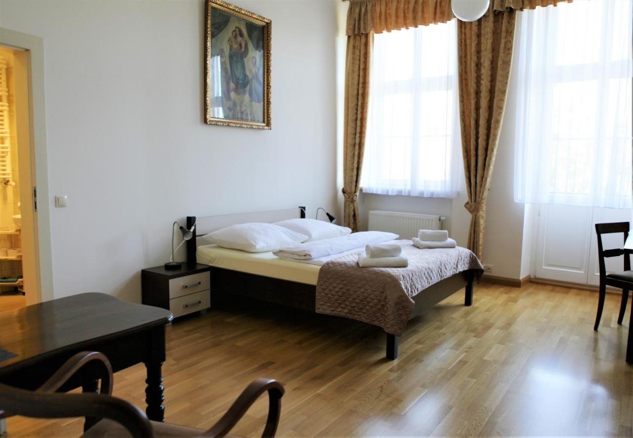 Dom Notre Dame Bed and Breakfast Breslavia Exterior foto