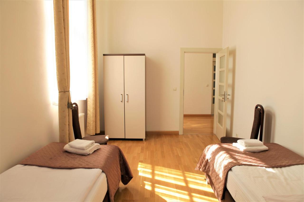 Dom Notre Dame Bed and Breakfast Breslavia Exterior foto